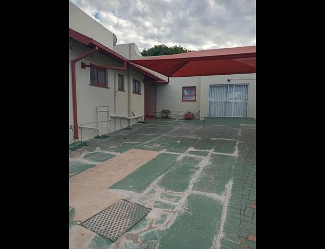 3 BEDROOM PROPERTY TO RENT IN ARBORETUM